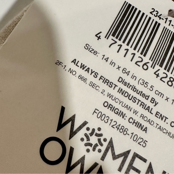 Target Heart Patterned Target Runner - Picture 9 of 9